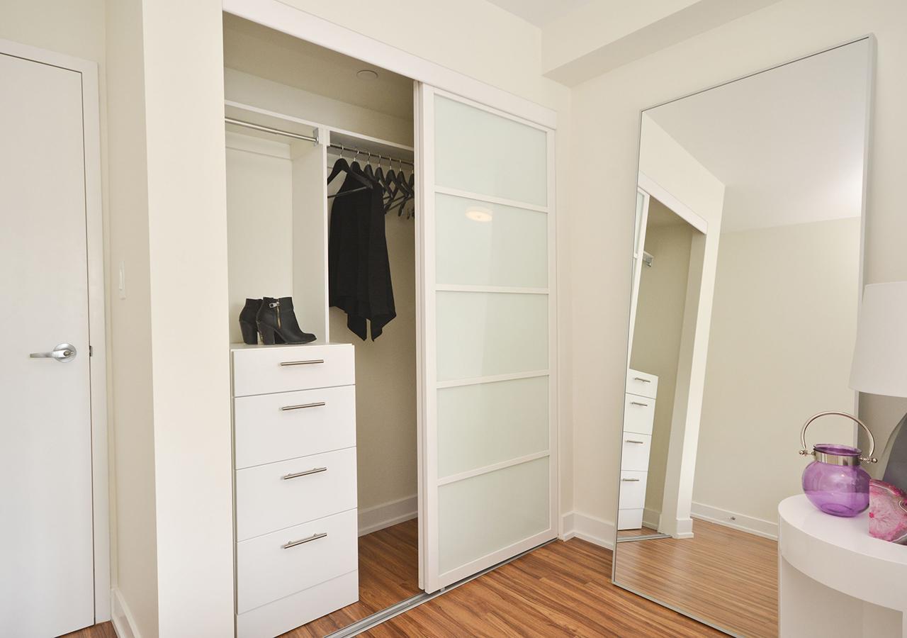 Liv Extended Stay Отава Екстериор снимка