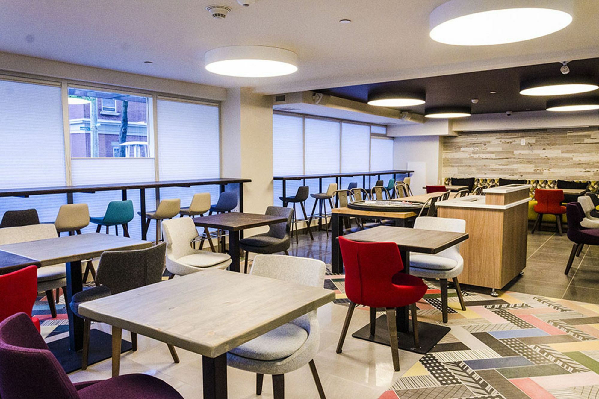 Liv Extended Stay Отава Екстериор снимка